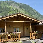 Semesterbostad Haus Martinus *